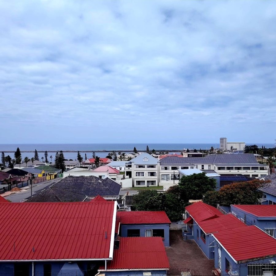 2 Bedroom Property for Sale in Quigney Eastern Cape